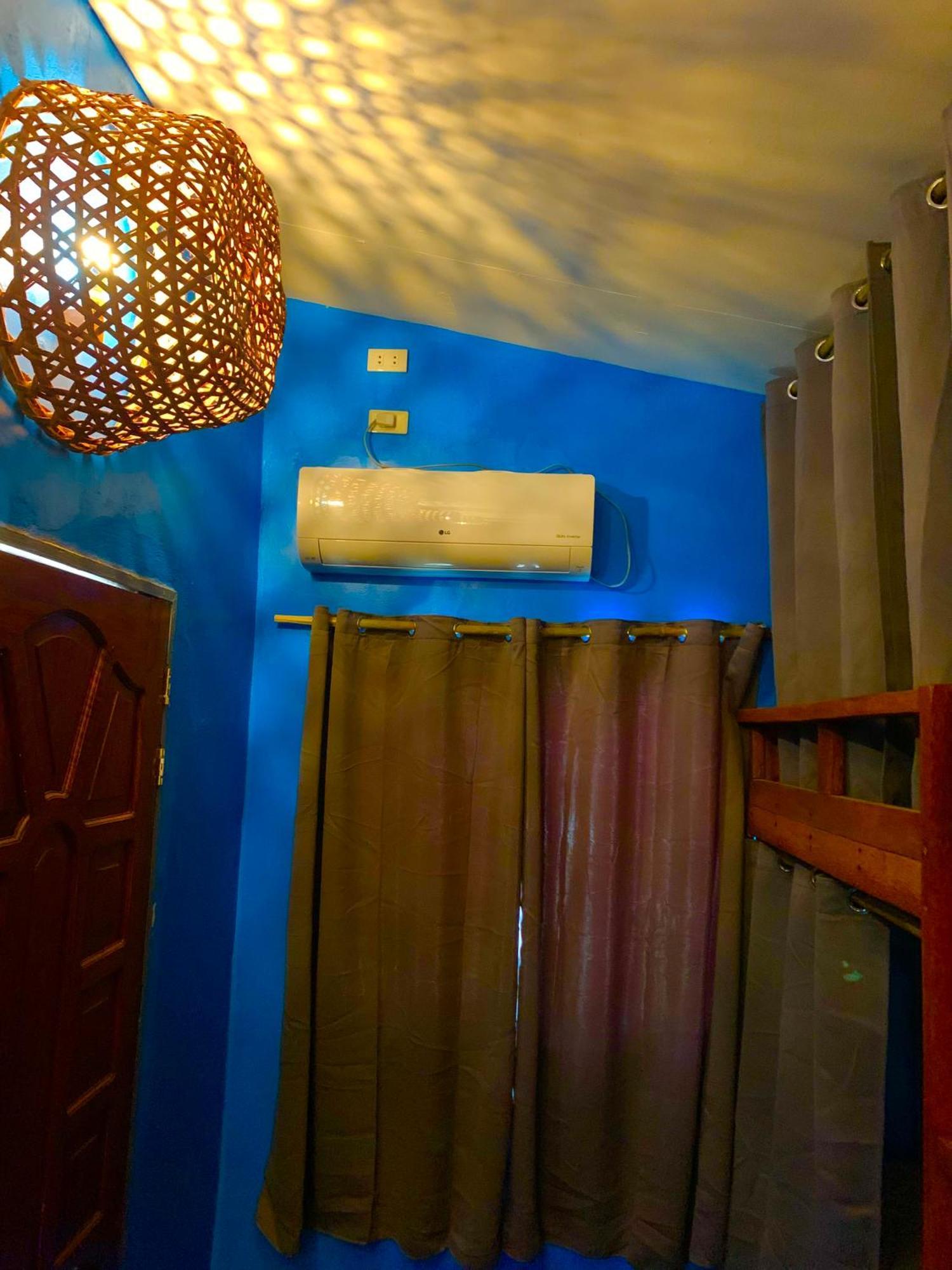 Jaydy Hostel General Luna  Ngoại thất bức ảnh