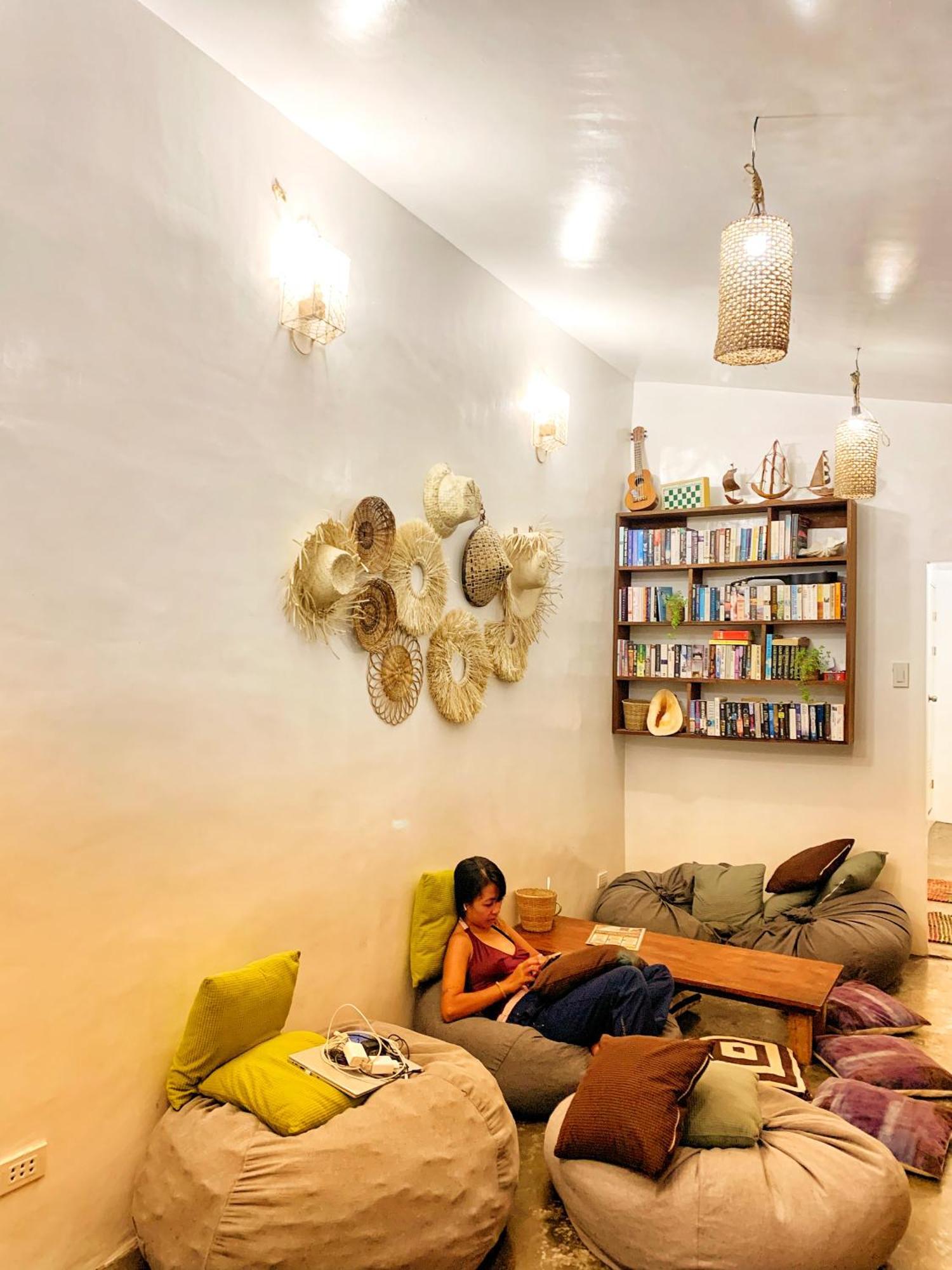 Jaydy Hostel General Luna  Ngoại thất bức ảnh